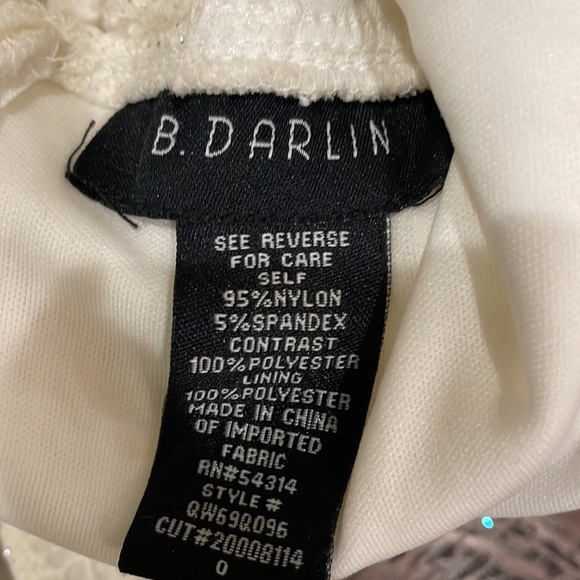 B. Darlin ivory dress. Size 0. GUC - Picture 5 of 7